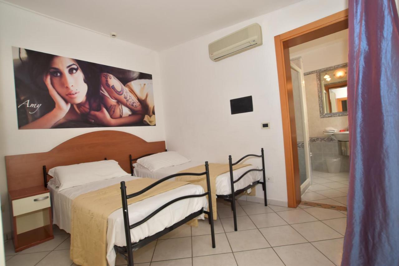 Hotel Villa Del Parco 리미니 외부 사진
