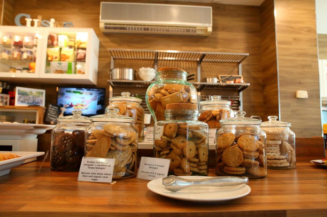 Hotel Villa Del Parco 리미니 외부 사진
